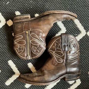 Beautiful Golden Goose cowboy boots, 36